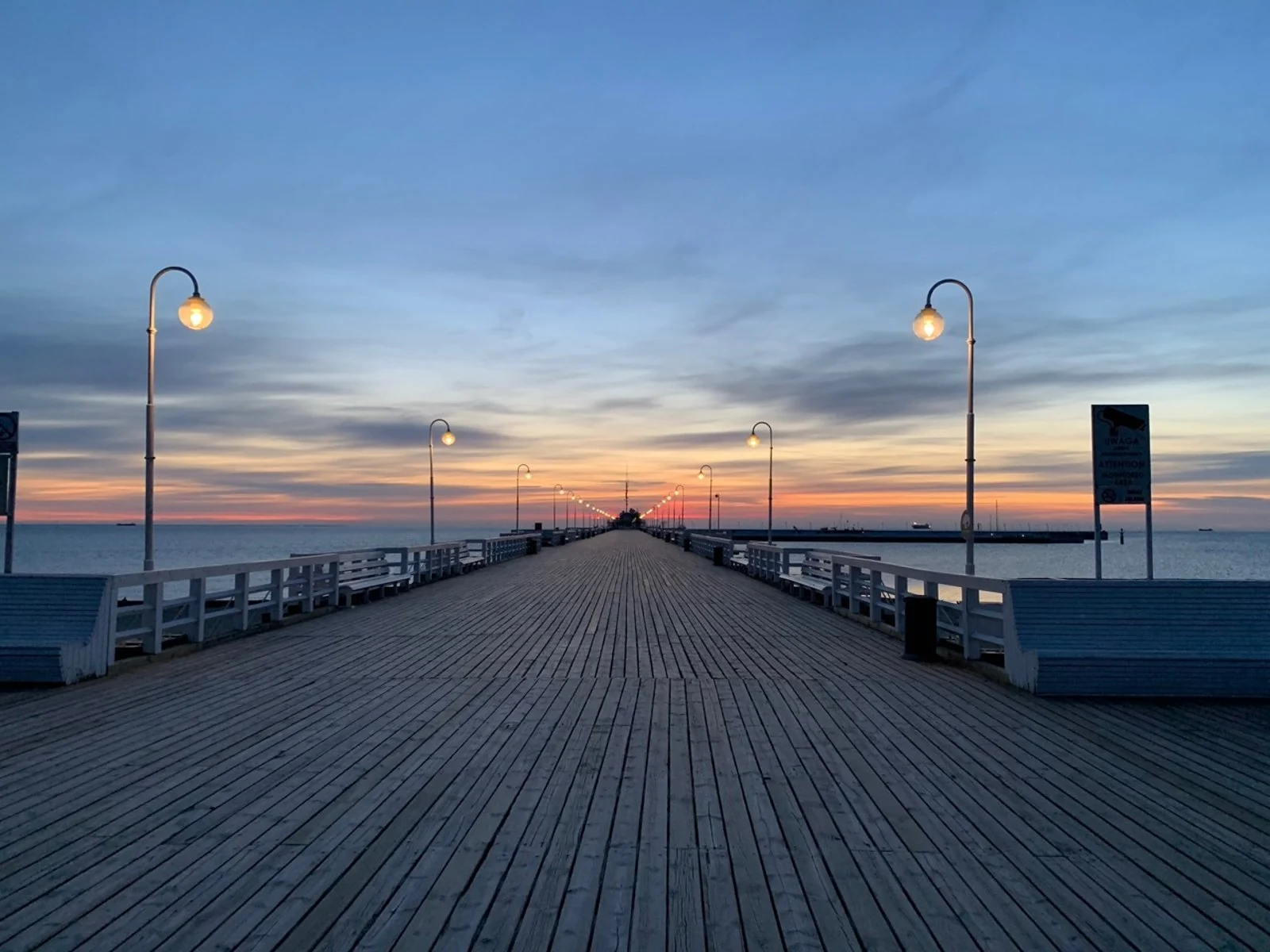 A quiet morning on Sopot pier.